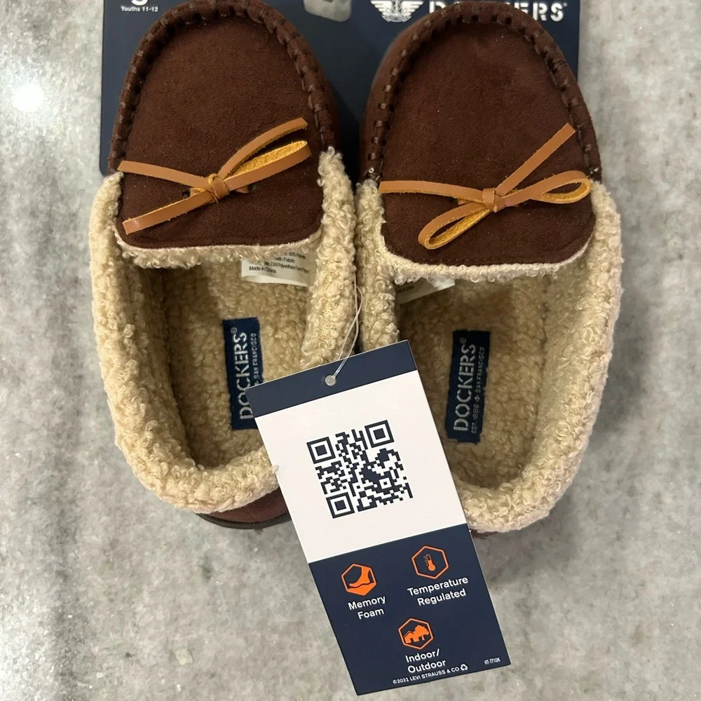 Dockers Moccasins for Kids. Size Small 11-12